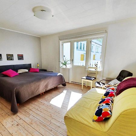 Noesundsgarden Hotell & Vandrarhem Extérieur photo