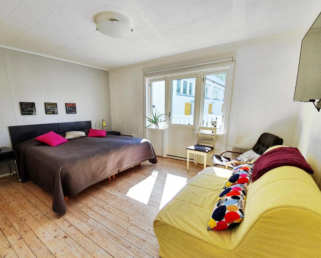 Noesundsgarden Hotell & Vandrarhem Extérieur photo